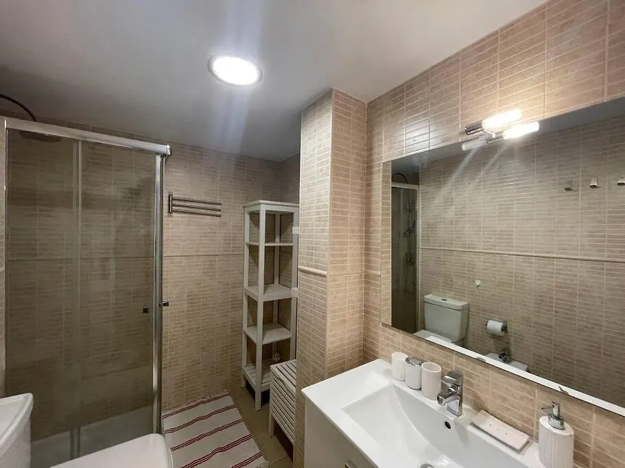 Clasico Estudio En Barrio De Lujo, A 5 Minutos Del Mar Marbella Apartment